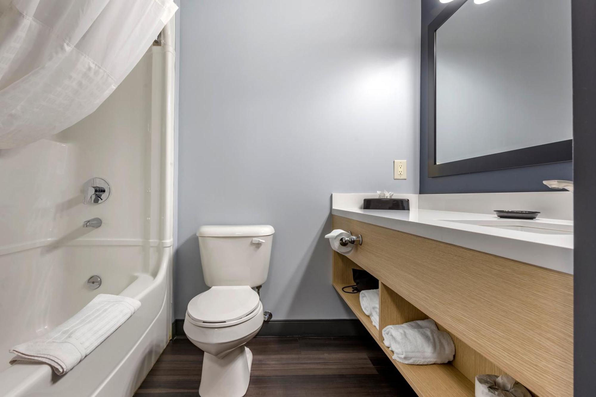 Quality Inn & Suites Oakville Cameră foto