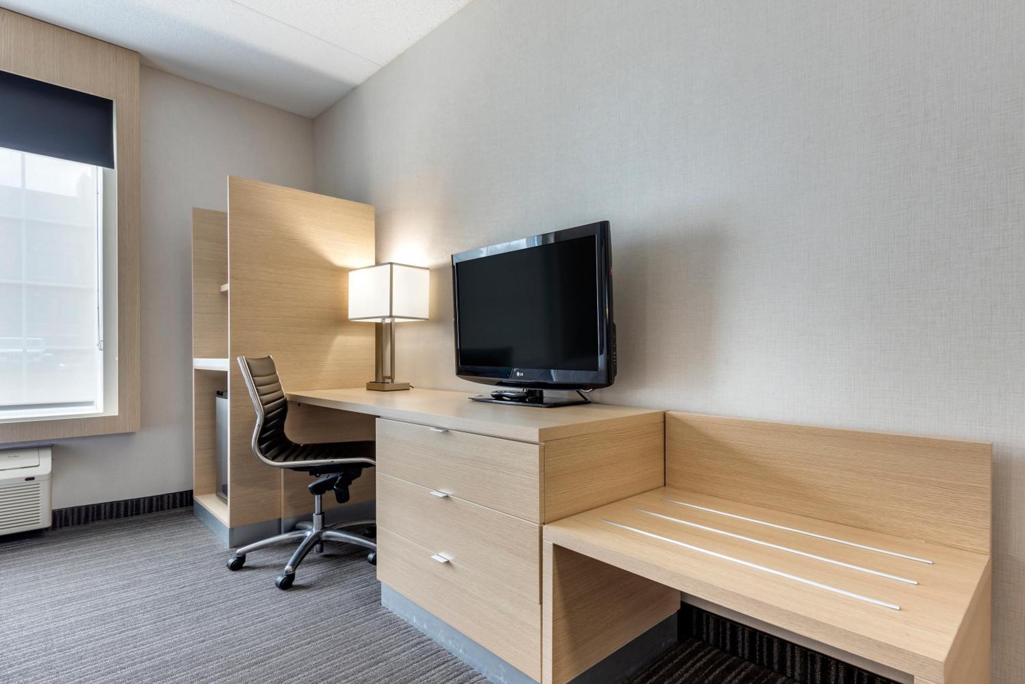 Quality Inn & Suites Oakville Cameră foto